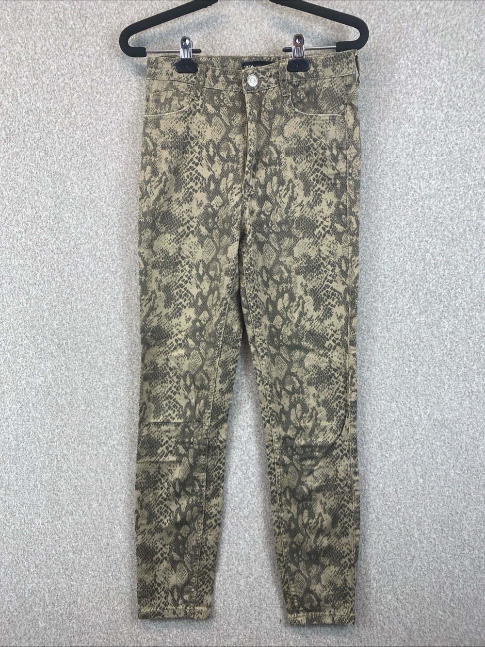 Zara Skinny Jeans Women’s Snakeskin Print Size 6 Edgy Moto Retro Rock